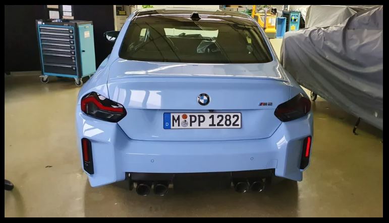 وێنەی دزەپێکراوی BMW M2 تەواو نوێ بڵاو دەبێتەوە